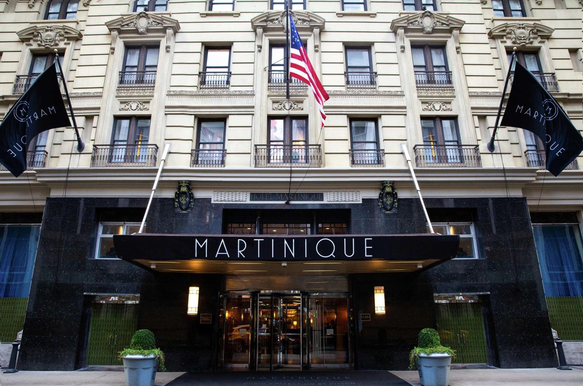ホテル ラディソン マルティニーク オン ブロードウェー ニューヨーク エクステリア 写真